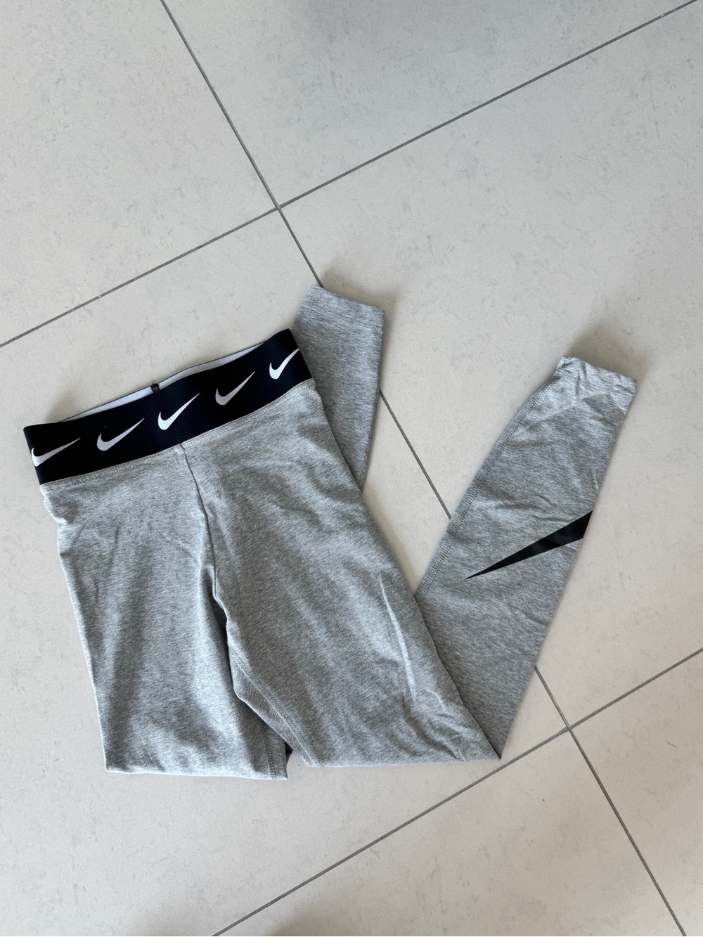 NIKE WOMENS